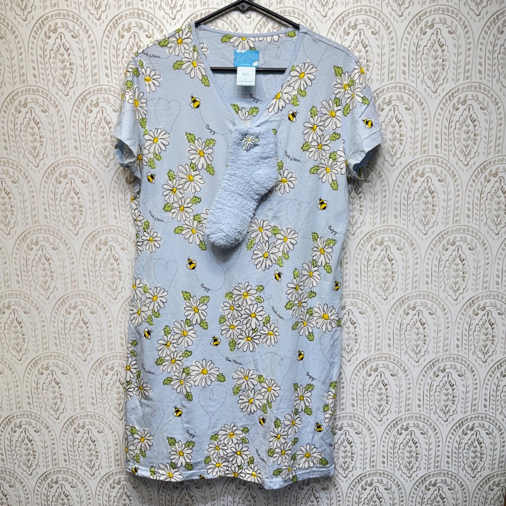 Nick & Nora Blue Daisy Bee Short-Sleeve Nightshirt